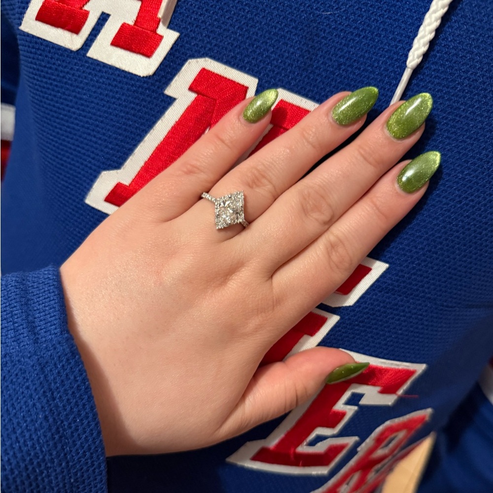 Engagement Photos 💍💙✨ 3.16.25 - Picture 3 of 3